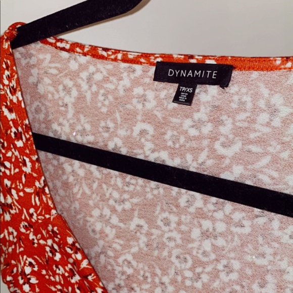 Dynamite flowered print tee! - Picture 2 of 3